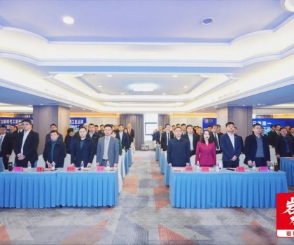 2025首屆巖板交付團隊百強TOP100高峰論壇暨巖板大師—巖板交付發布會圓滿落幕，引領巖板交付新時代！
