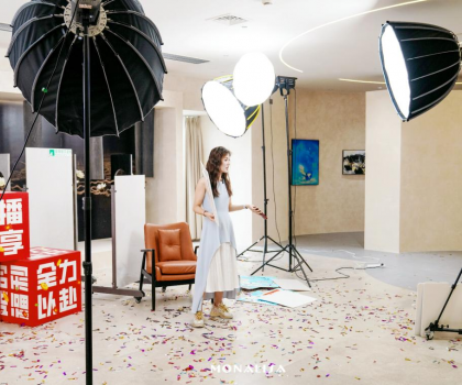 蒙娜麗莎直播基地落成投入使用！全域新零售版圖再添強核心引擎！
